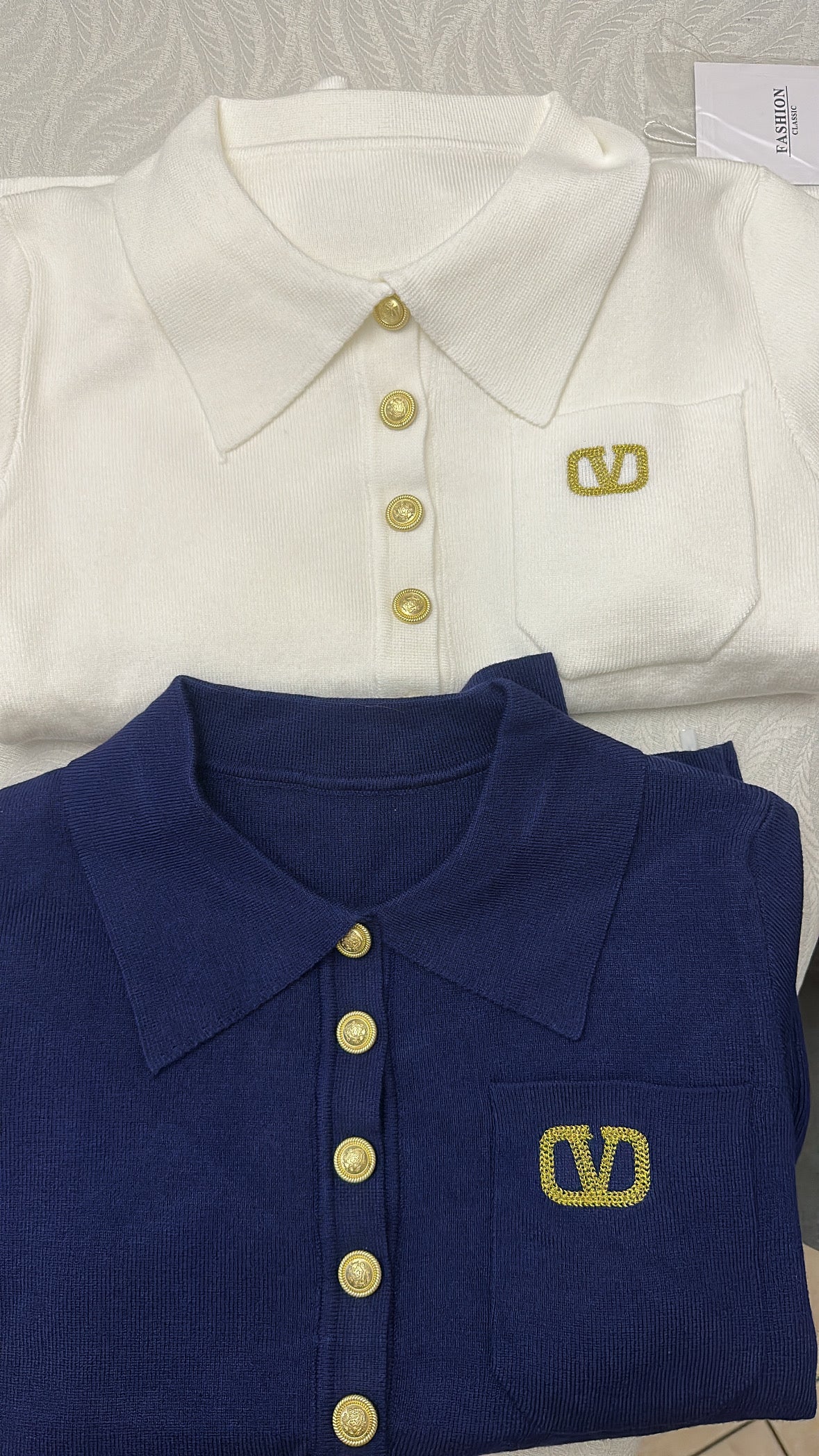 Polo valentino gold