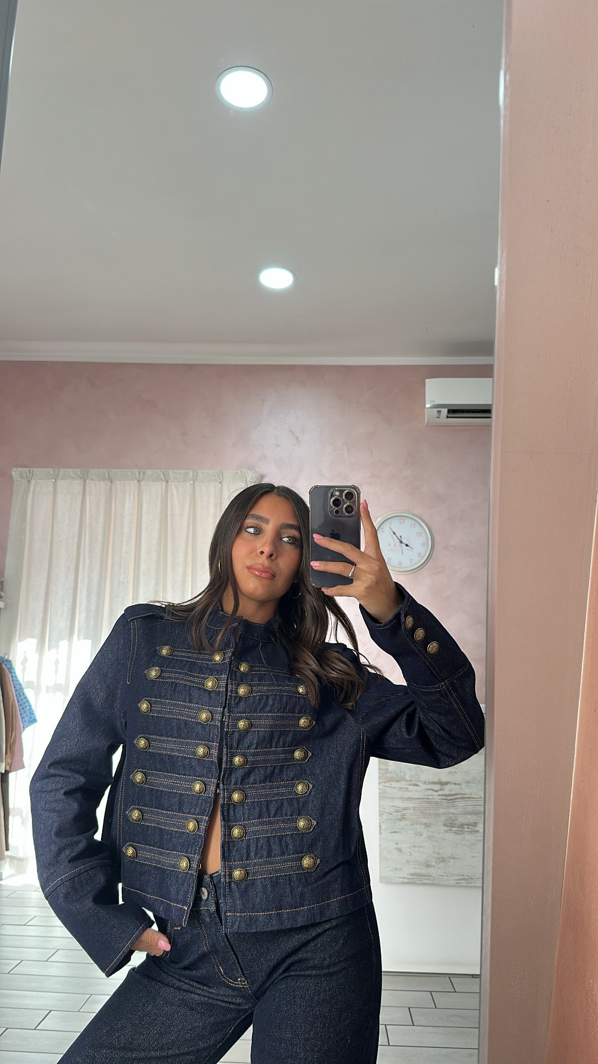 Jacket blu con bottoni oro