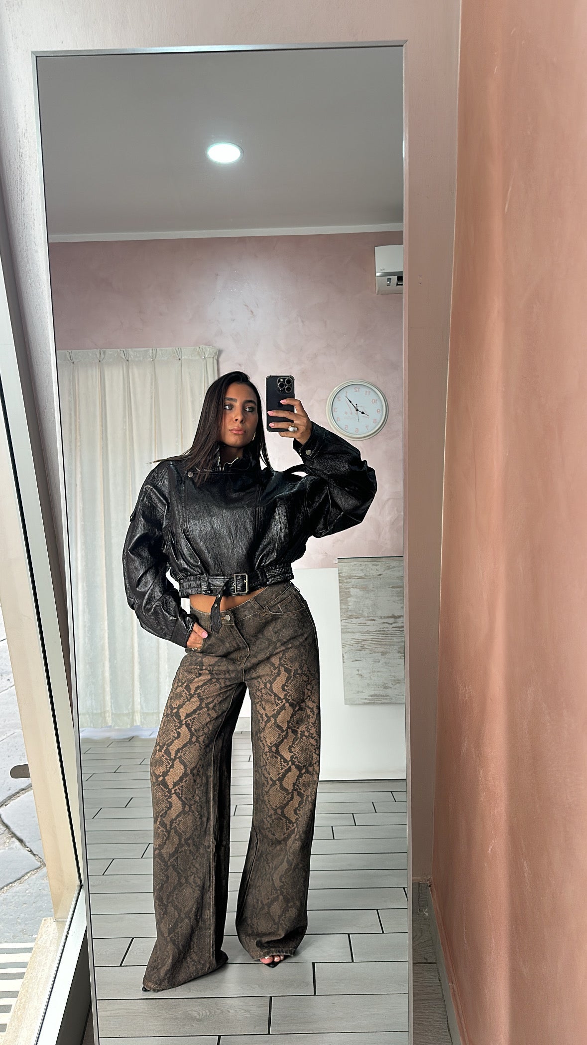 Mini bomber crop lucido