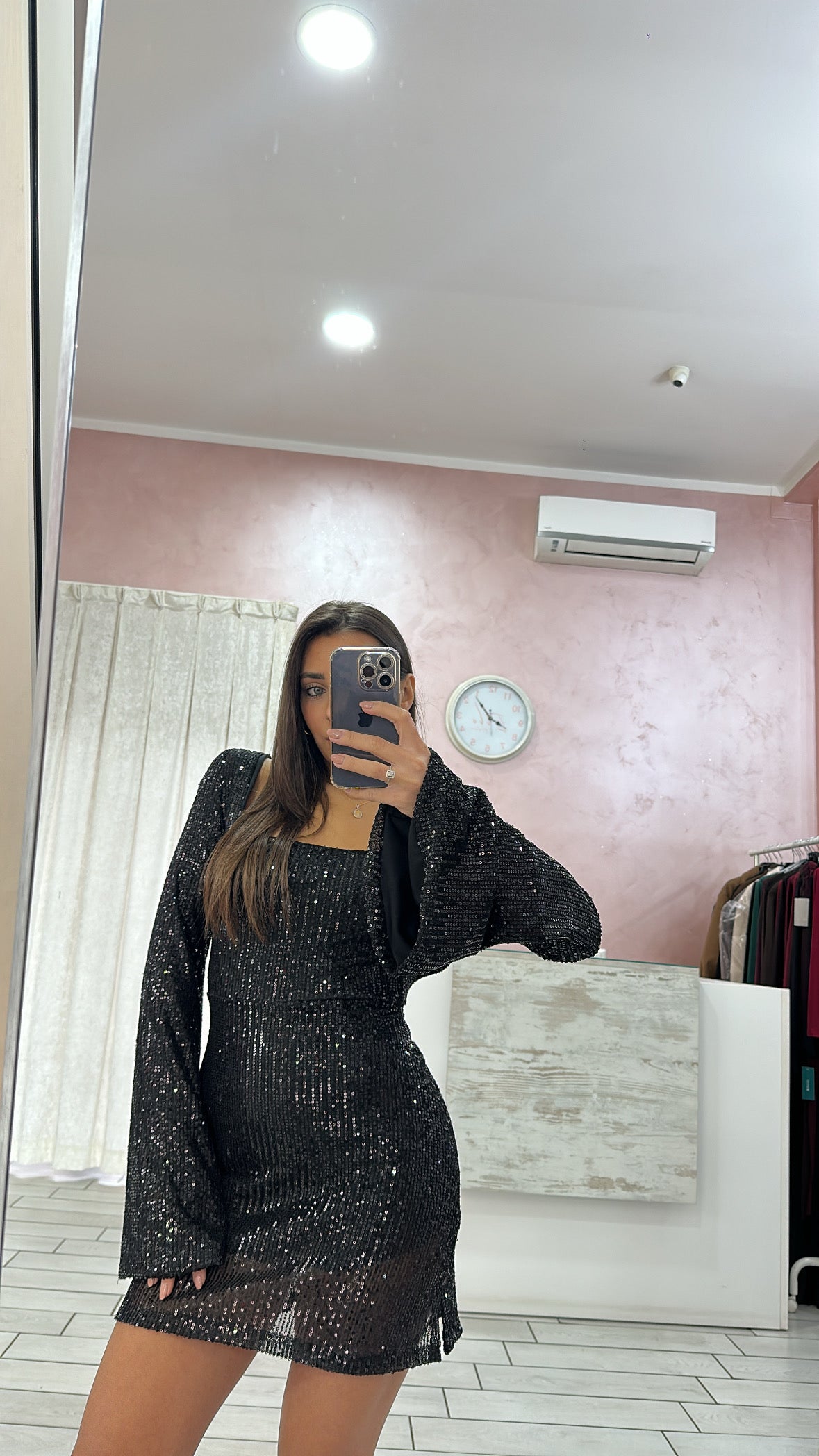 DRESS PAILLETTES SCOLLATURA